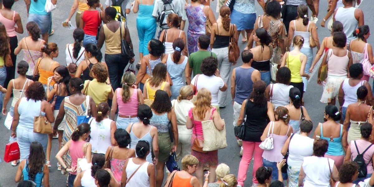 crowd