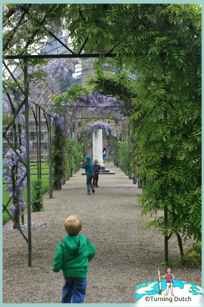 kasteel-de-haar-in-utrecht-wisteria-683x1024 7 Places to Explore in the Netherlands Beyond Amsterdam